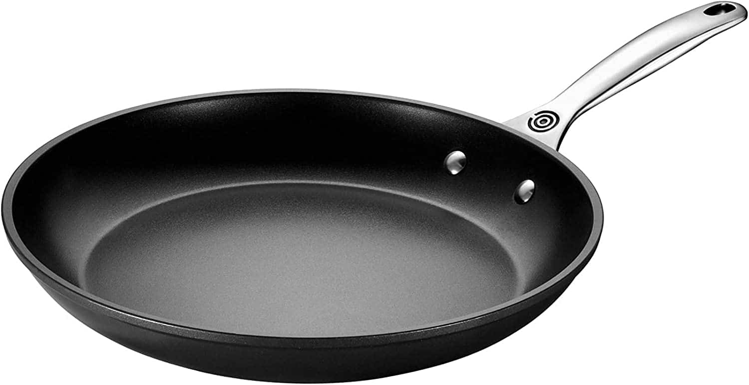 4 Best Non Stick Pan For Eggs In 2026 - housekeepingmaster.com