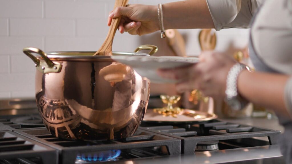 Unlock the Secrets Using Stockpots on a Gas Stove housekeepingmaster