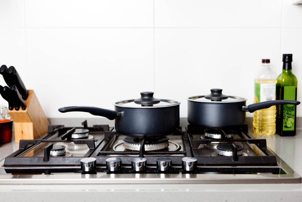 What is the Best Cookware for Gas Stoves? Top Picks! housekeepingmaster