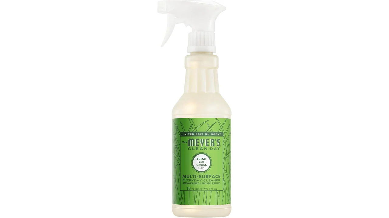 MRS. MEYER’S CLEAN DAY Multi-Surface Everyday Cleaner