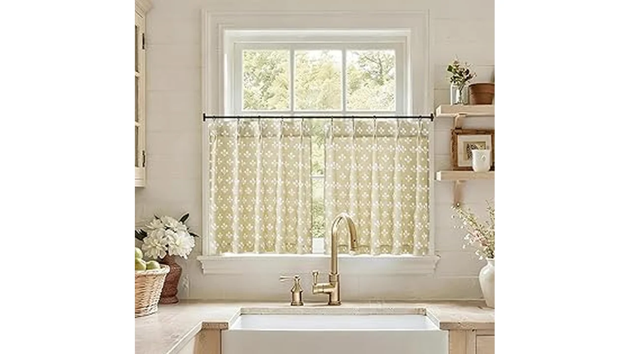 Best 31 Kitchen Window Treatments