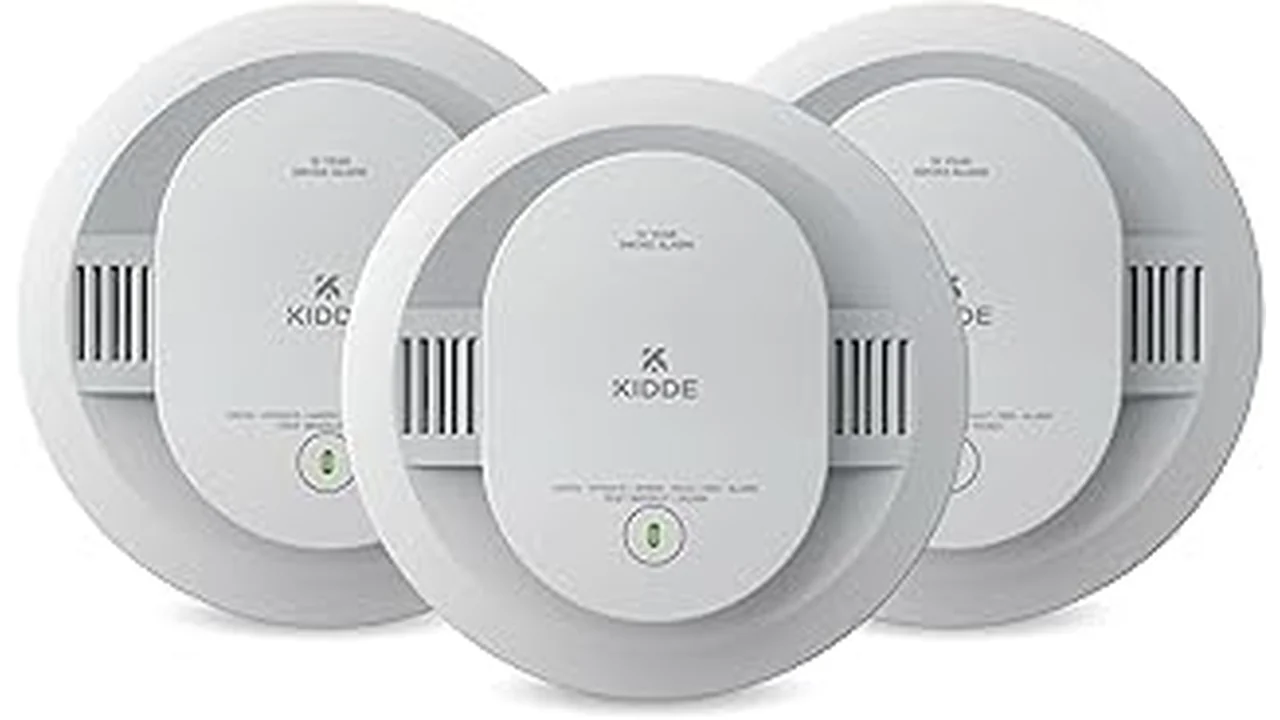 The image shows an assortment of smoke products, likely from the Top 31 Smoke Brands.