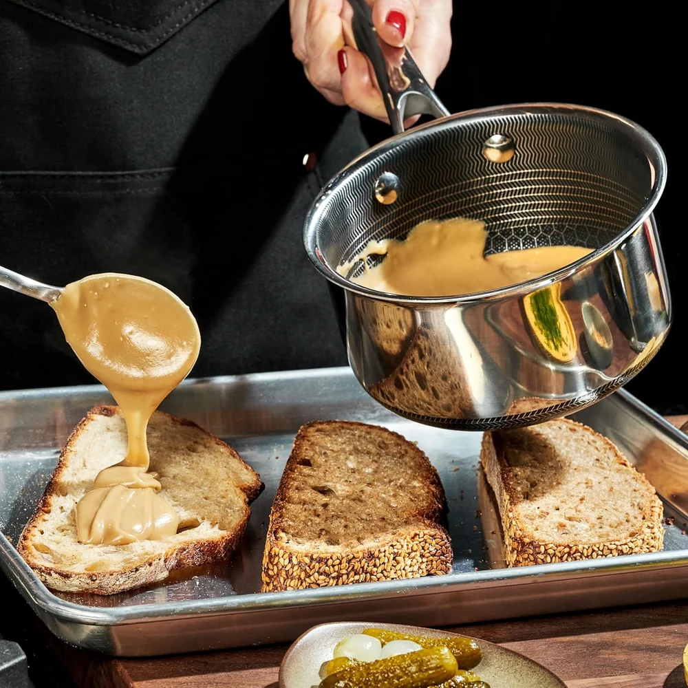 HexClad Hybrid Nonstick 1-Quart Saucepan